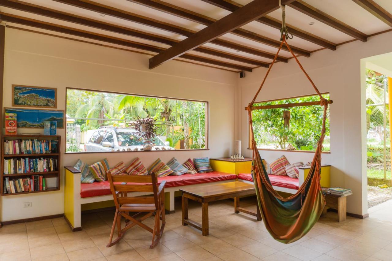 Pagalu Hostel Puerto Viejo de Talamanca المظهر الخارجي الصورة