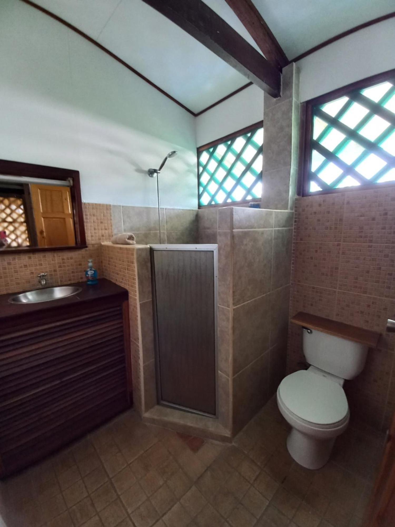 Pagalu Hostel Puerto Viejo de Talamanca الغرفة الصورة